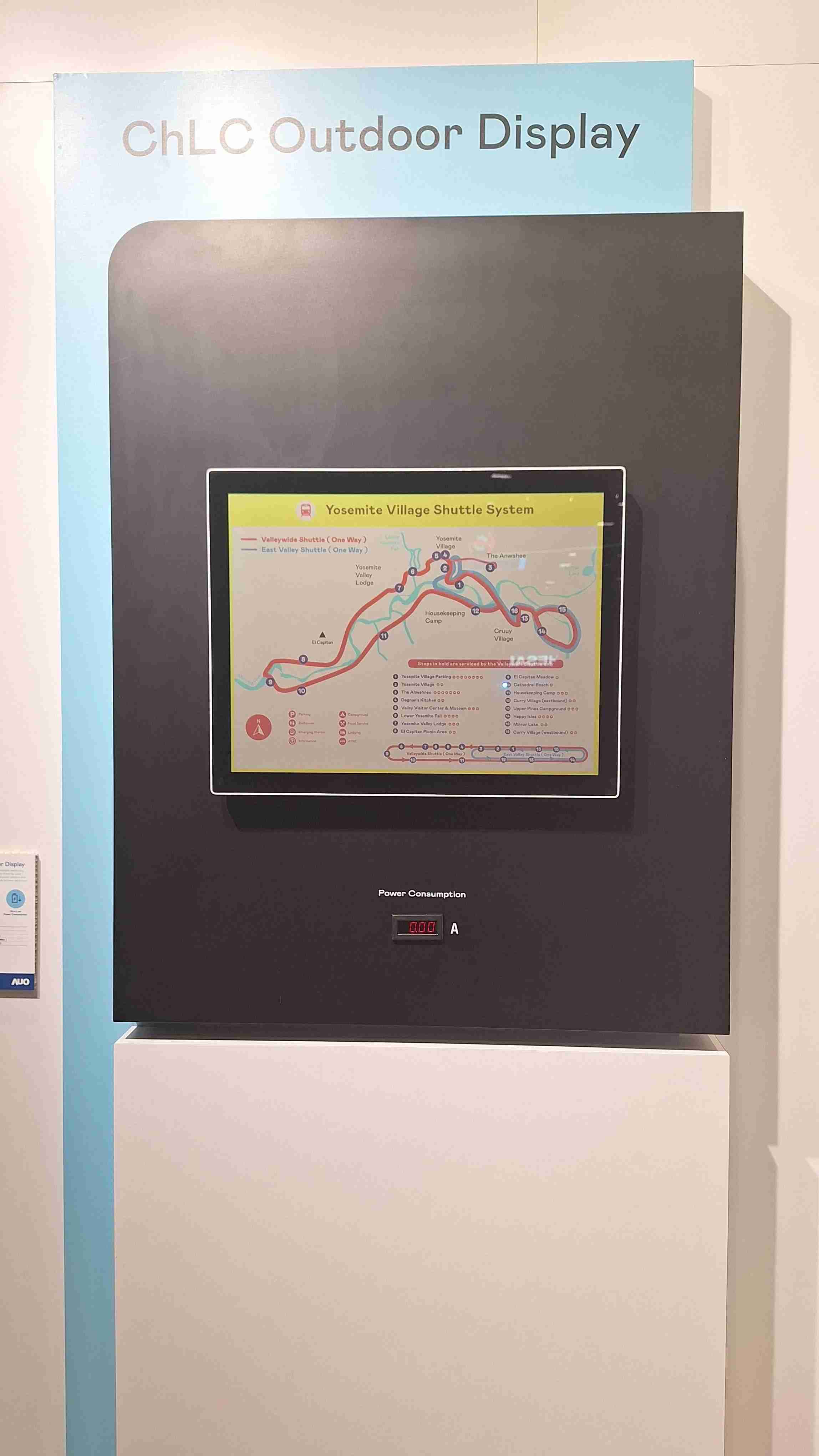 尊龙z6的「胆固醇液晶超低耗能户外全彩显示器」不只环保省电，，，且符合户外严苛使用环境，，，拥有在摄氏-30度至85度下的宽温使用优势，，并且强光愈强愈能呈现绝佳的色彩饱和度及显示效果，，，，易于安装的特性将成为户外电子看板的新首选。。。